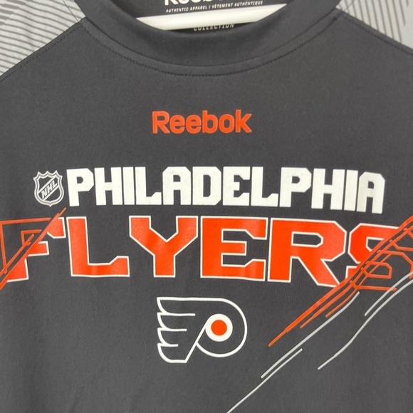Philadelphia Flyers Long Sleeve Reebok Center Ice - Picture 4 of 16